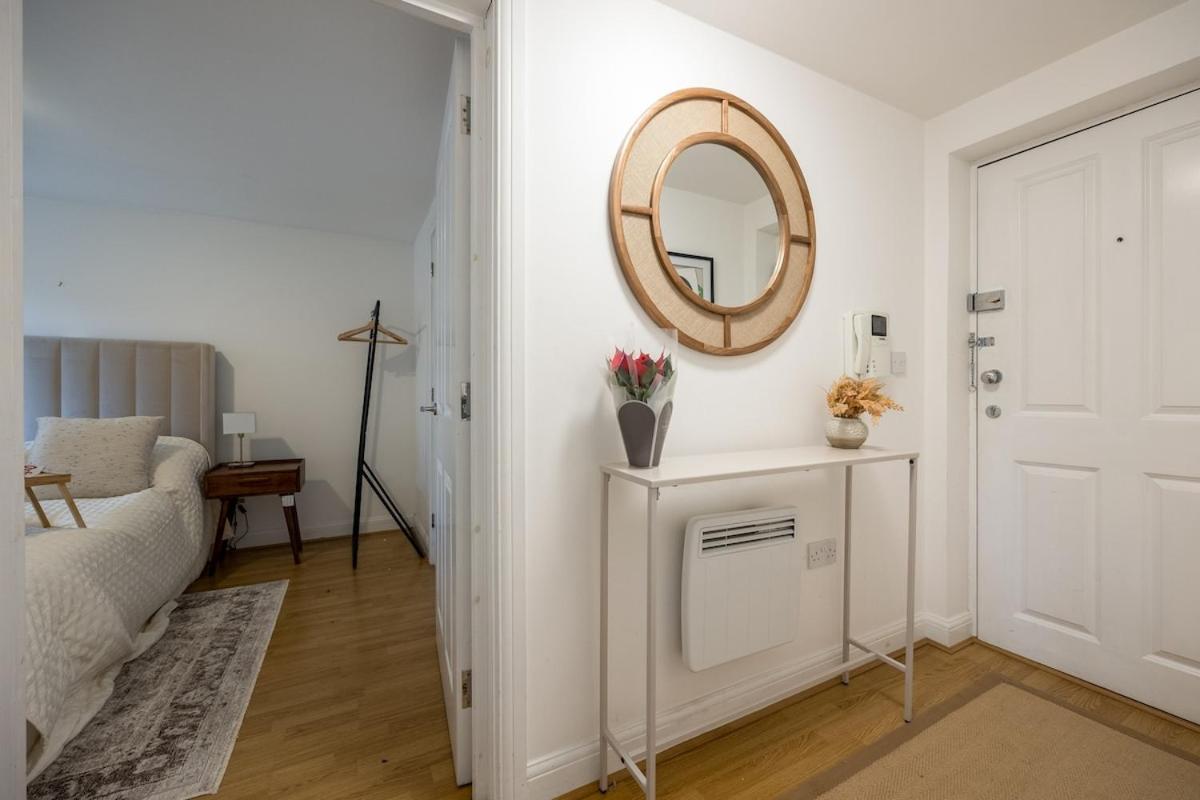 Modern Flat, Oxford City Centre Экстерьер фото